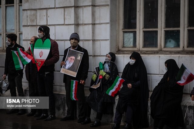 گزارش تصویری: اجتماع مردم رشت در جشن ملی 22 بهمن