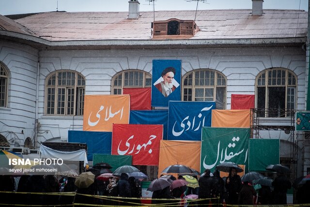 گزارش تصویری: اجتماع مردم رشت در جشن ملی 22 بهمن