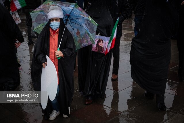 گزارش تصویری: اجتماع مردم رشت در جشن ملی 22 بهمن