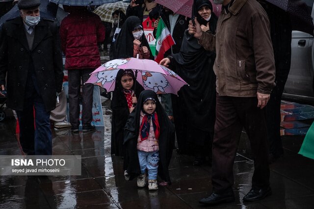 گزارش تصویری: اجتماع مردم رشت در جشن ملی 22 بهمن