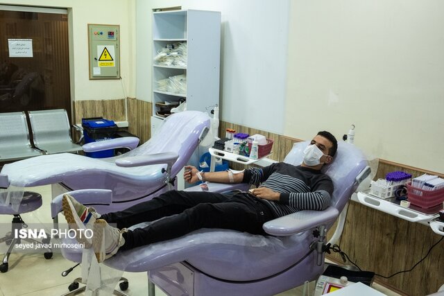 اهدای خون در سومین شب قدر