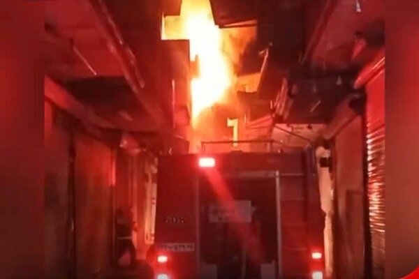 علت آتش سوزی بازار رشت در دست بررسی است