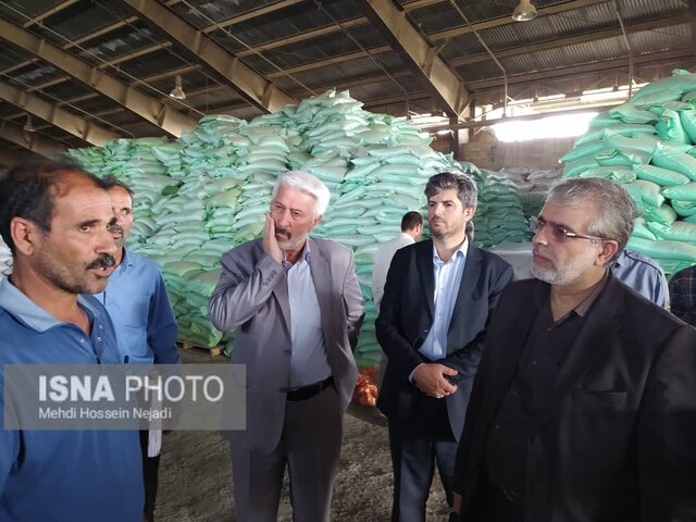 نمایندگان قوه قضاییه از انبارهای گمرک و مجتمع بندری آستارا بازدید کردند