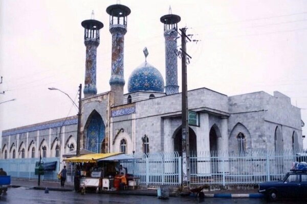 ۷۰ مسجد در بندرانزلی پذیرای نمازگزاران است/ نیاز شهرستان به خانه عالم
