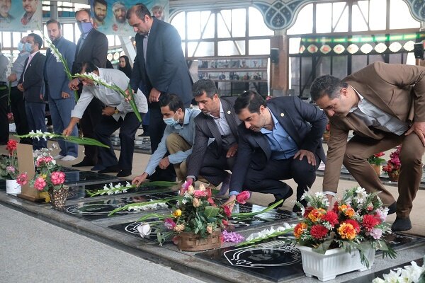 تجدید میثاق جهادگران دانشگاهی گیلان با شهدا