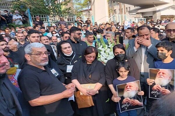 پیکر «سایه» در خانه ابدی خود آرام گرفت پیکر «سایه» در خانه ابدی خود آرام گرفت