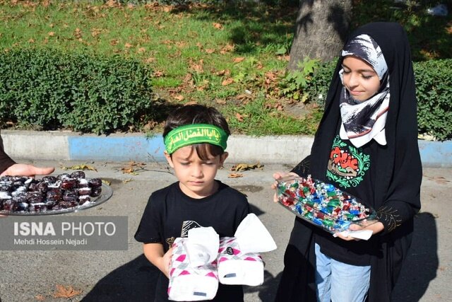 راهپیمایی ۱۰ کیلومتری اربعین حسینی در شهر مرزی آستارا + تصاویر