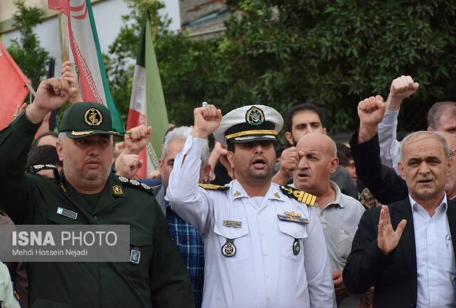 تظاهرات مرزنشینان آستارایی علیه آشوبگران و اغتشاشگران + تصاویر