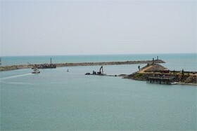 دستیابی به عمق مناسب جهت تردد ایمن کشتی ها در بندر آستارا