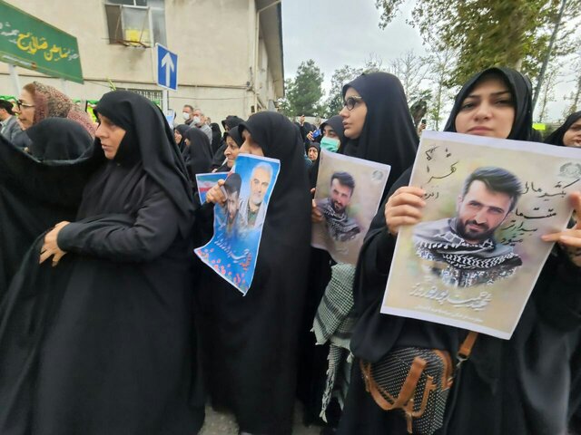 تشییع پیکر دومین شهید مدافع امنیت گیلان - لاهیجان