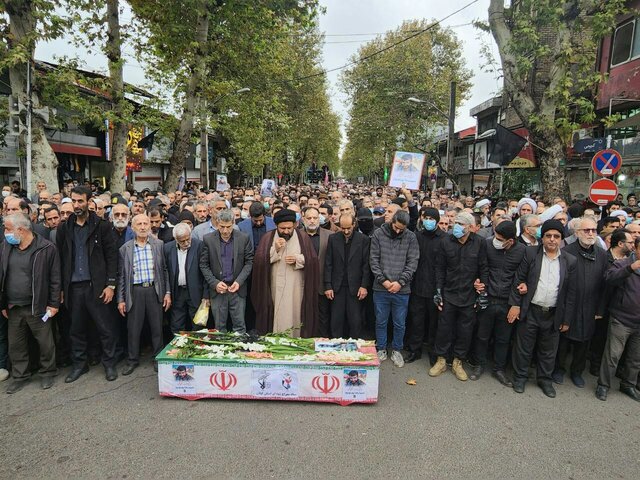 تشییع پیکر دومین شهید مدافع امنیت گیلان - لاهیجان