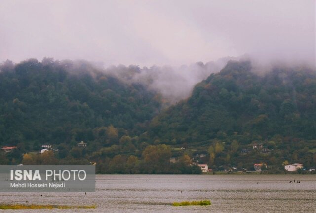 رخت پاییز بر تن طبیعت شهرستان مرزی آستارا