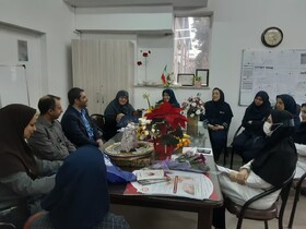 پرستاران در خط مقدم درمان و سلامت هستند