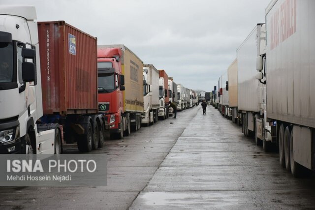 رونق صادرات در مرز زمینی آستارا