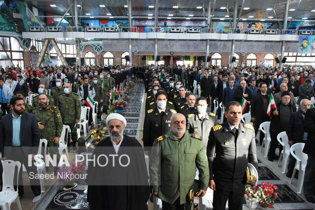 آغاز دهه فجر انقلاب اسلامی در گلزار شهدای رشت