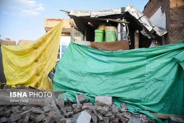 ارسال ۱۴۸۰ بسته غذایی برای زلزله‌زدگان خوی