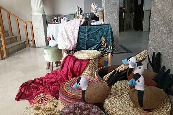 برگزاری نمایشگاه صنایع دستی «تالاب نفس میکشد» در بندرانزلی