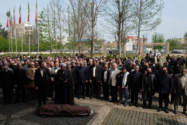 تشییع پیکر استاد احمد سمیعی گیلان در رشت