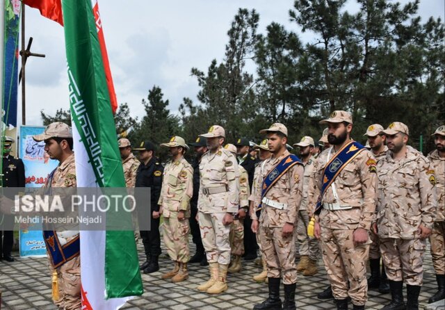 پرچم جمهوری اسلامی ایران در شهر مرزی آستارا به اهتزاز درآمد