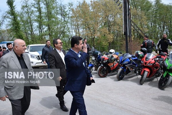 بدرقه موتورسواران رالی «خزر، دریای دوستی» در مرز زمینی آستارا