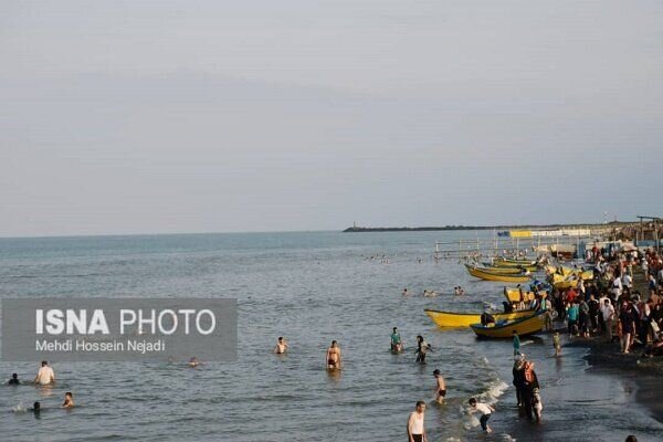 فعالیت ۷۴ شناور ویژه گردشگری در مرز دریایی ایران و آذربایجان