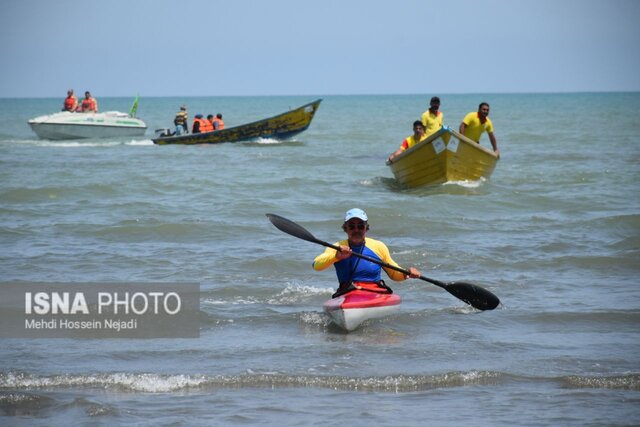 جانباز پاروزن در عرض خزر به خط پایان رسید