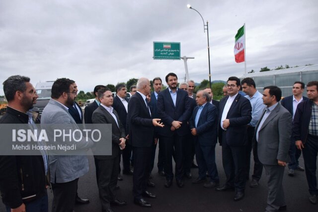بازدید وزیر راه ایران و معاون نخست وزیر آذربایجان از زیرساخت های حمل و نقل آستارا