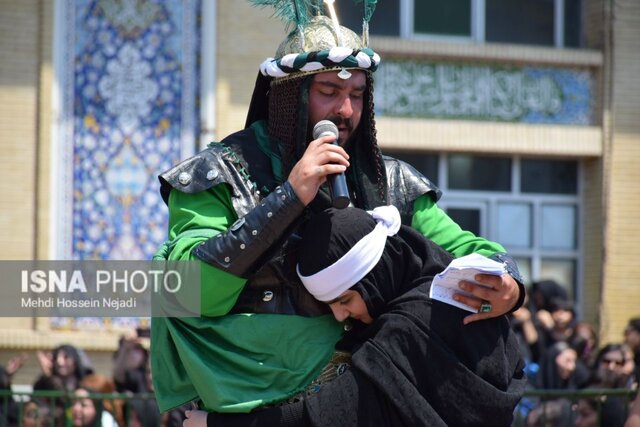 استقبال از تعزیه خوانی با گویش آذری در آستارا/ انتقال پیام عاشورا به نوجوانان و جوانان