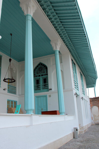 "خانه فیروزه ای"؛ پاتوقی برای اهالی فرهنگ