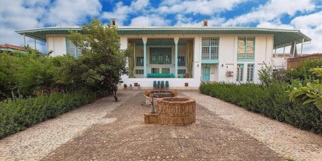 "خانه فیروزه ای"؛ پاتوقی برای اهالی فرهنگ