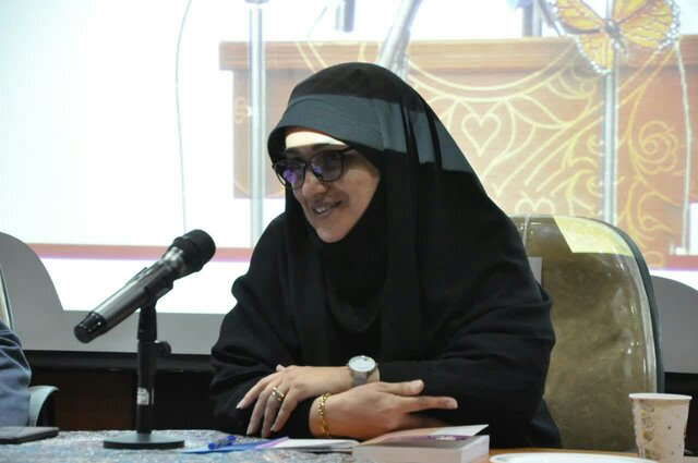 از «فیه ما فیه» مولانا تا روزنامه نگاری سایبری