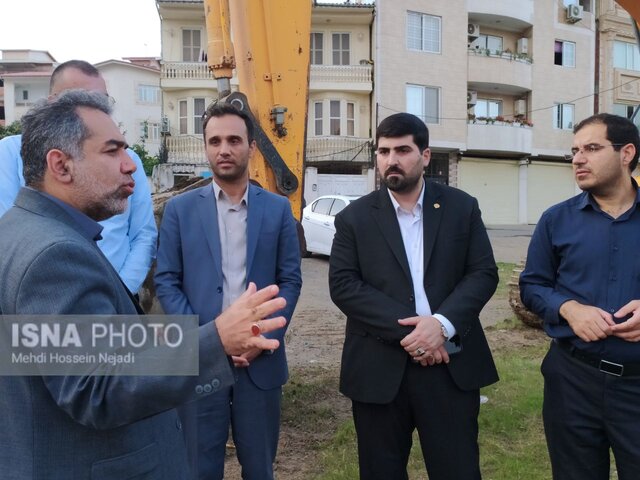 لایروبی رودخانه مرکزی آستارا پس از ۴۰ سال توسط شهرداری/مقابله با سیلاب های فصلی