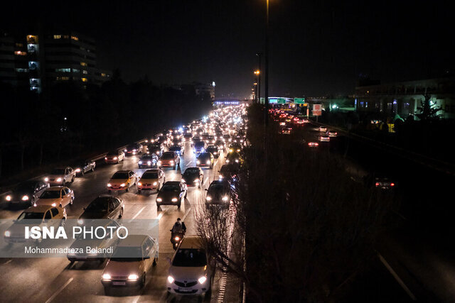 تردد بالغ بر ۳ میلیون خودرو در محورهای گیلان طی شهریور/ترافیک فوق سنگین ورودی استان