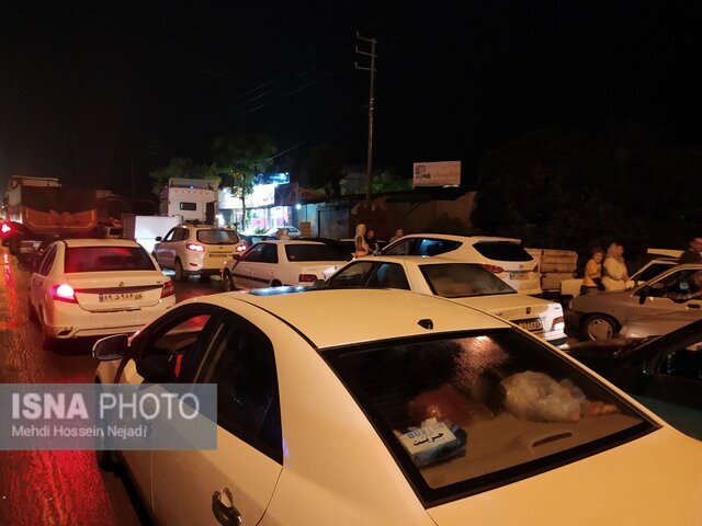 ترافیک شبانه در محور مواصلاتی آستارا به تالش/ ادامه امدادرسانی به سیل زدگان