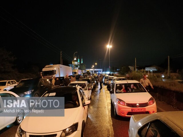 ترافیک شبانه در محور مواصلاتی آستارا به تالش/ ادامه امدادرسانی به سیل زدگان