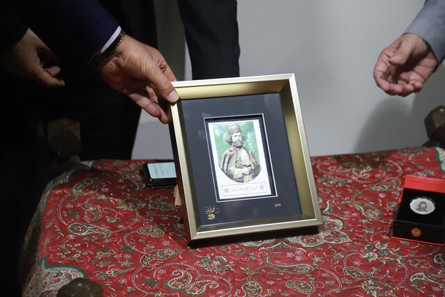 تمبر یادبود میرزا کوچک خان در رشت رونمایی شد