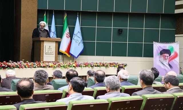 مجازاتهای جایگزین حبس، راهکاری برای کاهش ورودی زندانیان است مجازاتهای جایگزین حبس، راهکاری برای کاهش ورودی زندانیان است