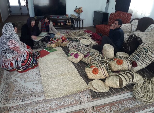 در تار و پود فشتکه؛ روستای ملی حصیر