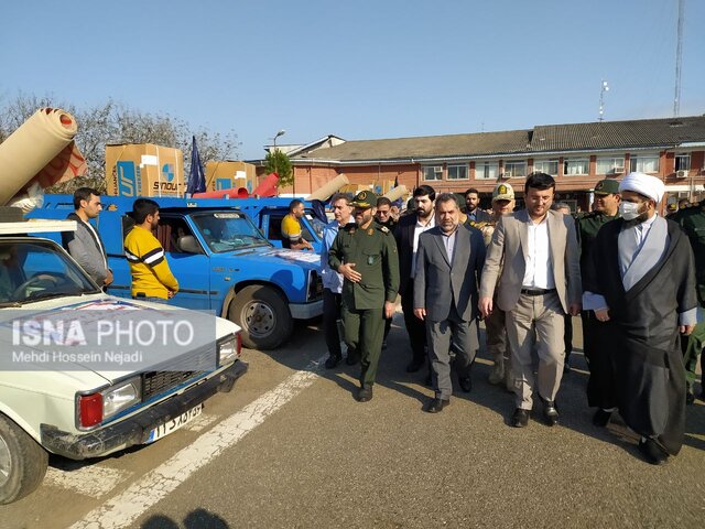 اهدای لوازم خانگی و اقلام حمایتی به سیلزدگان شهرستان مرزی آستارا + تصاویر