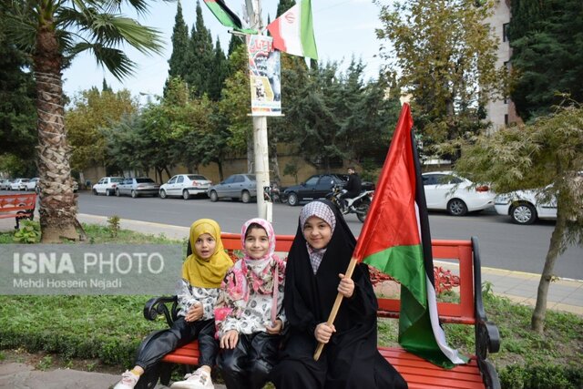 تجمع دانش آموزان و بانوان آستارایی در محکومیت فاجعه غزه + تصاویر