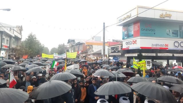 راهپیمایی ۱۳ آبان در شهرهای تالش و رضوانشهر برگزار شد