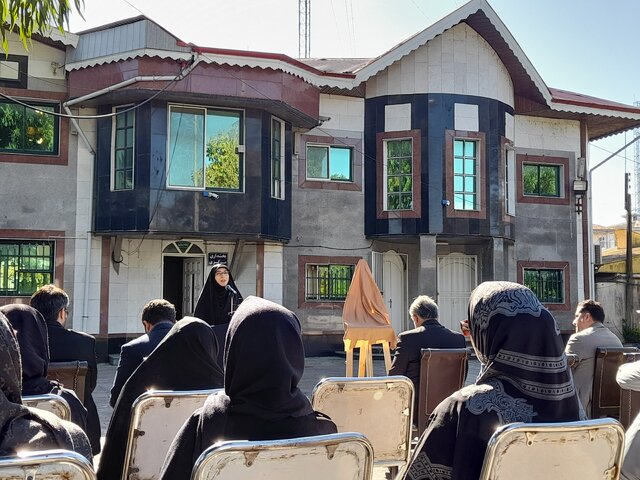 تندیس زندهیاد ابوالقاسم حسینجانی در بندر انزلی رونمایی شد