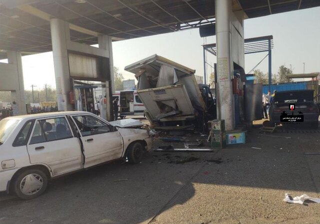 انفجار یک جایگاه CNG در رشت/ یک دستگاه نیسان، حادثه ساز شد انفجار یک جایگاه CNG در رشت/ یک دستگاه نیسان، حادثه ساز شد
