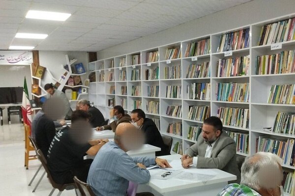 برپایی میز خدمت جهادی وکلای بسیج حقوقدانان در زندانهای رشت برپایی میز خدمت جهادی وکلای بسیج حقوقدانان در زندانهای رشت