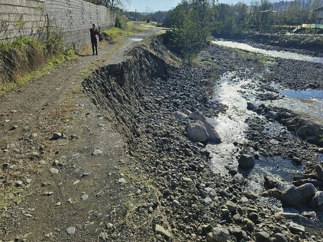 لزوم رفع فوری مشکل پل اطاقور