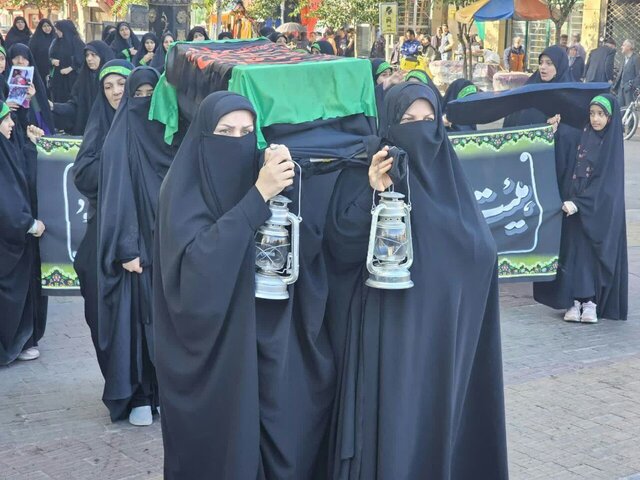 نام حضرت زهرا(س) دنیا را هدایت می کند/ مقاومت پیام فاطمی است