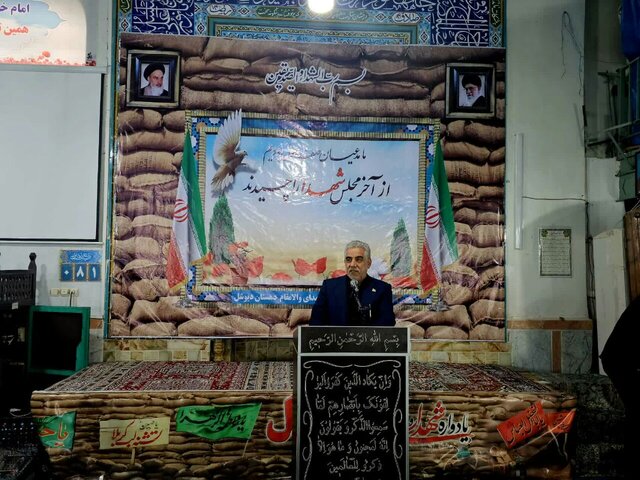 شهدا هویت ما هستند/ دولت برای اقتصاد دریاپایه و کشاورزی صادرات محور برنامه دارد