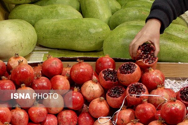 برگزاری مانور نظارت بر قیمت کالاهای اساسی در گیلان همزمان با شب چله برگزاری مانور نظارت بر قیمت کالاهای اساسی در گیلان همزمان با شب چله