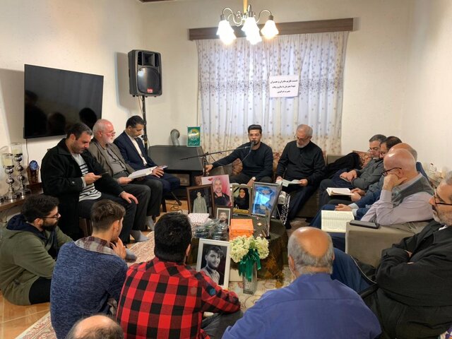 آیین تجلیل از همسران و مادران شهدا در بندرانزلی برگزار شد