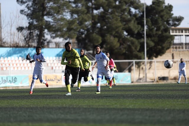 ۵ گل بانوان ملوان در بازی با فارس/تاریخسازی پدیده ۱۵ ساله